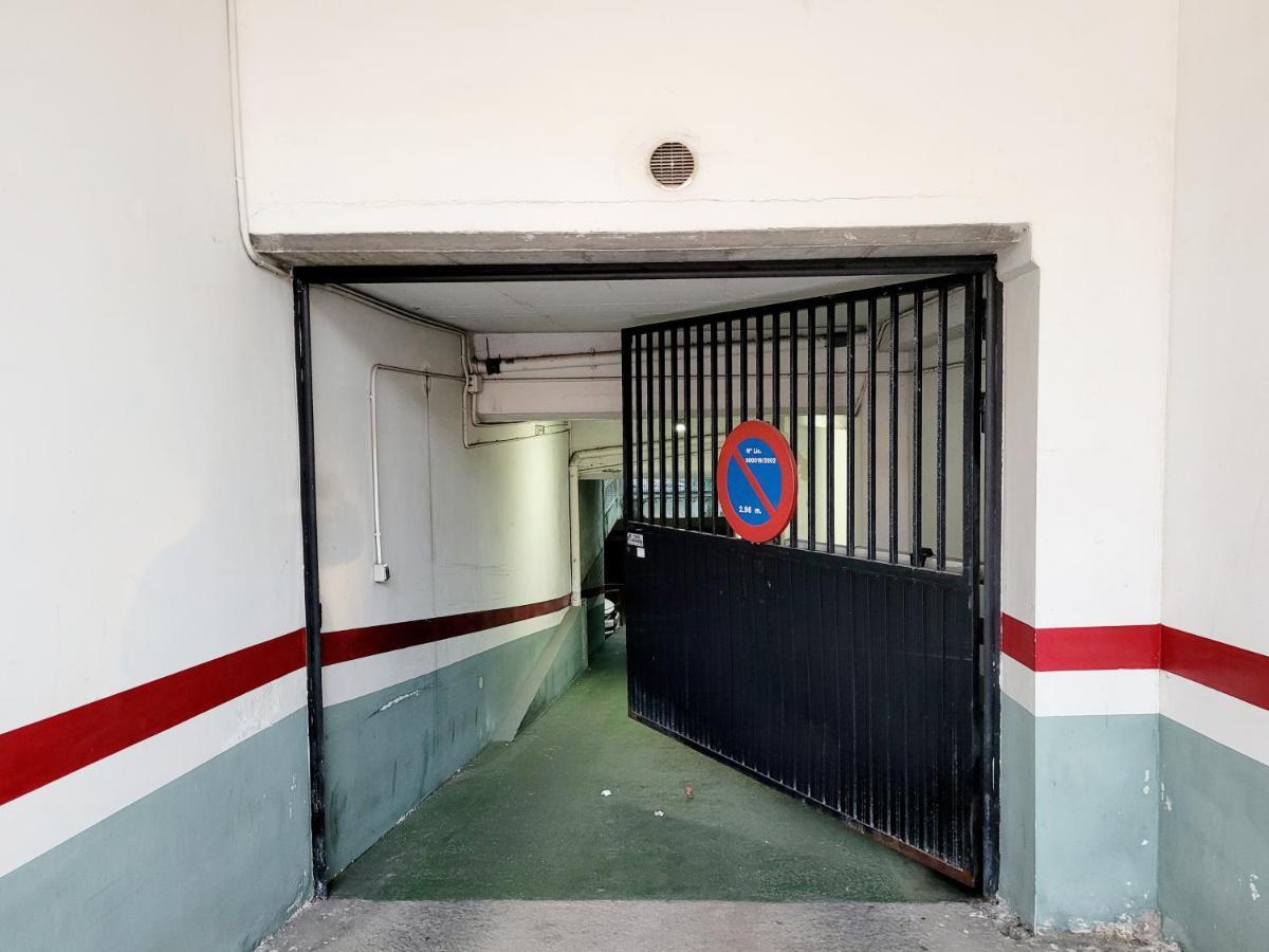 圣地亚哥－德孔波斯特拉Piso Con Garaje En La Entrada Del Camino Portugues公寓 外观 照片
